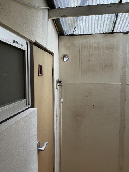 門真市岸和田2丁目(玄関)