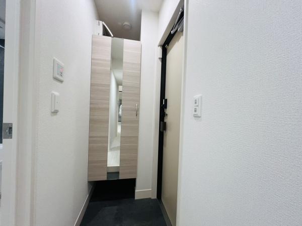 大阪市城東区諏訪3丁目のアパート(玄関)