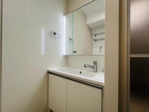 大阪市城東区諏訪3丁目のアパート(洗面台・洗面所)