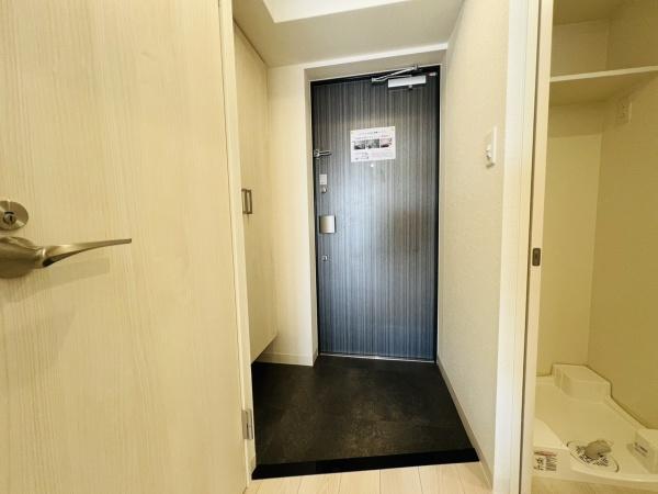 大阪市城東区東中浜2丁目のマンション(玄関)