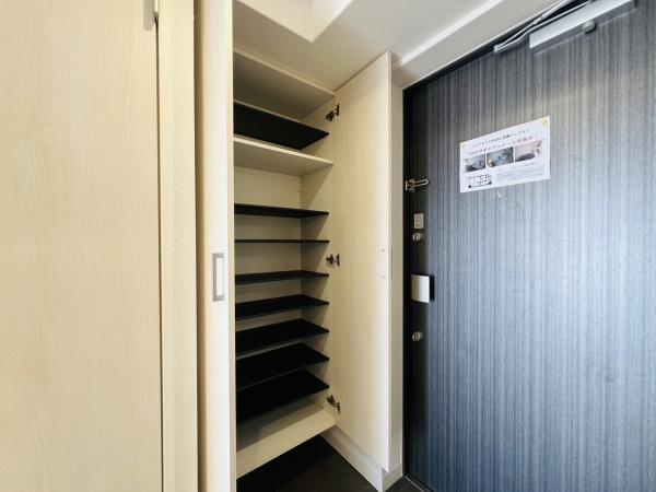 大阪市城東区東中浜2丁目のマンション(収納)