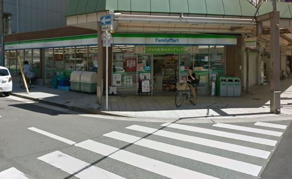 大阪市中央区農人橋３丁目のマンション(ファミリーマート内久宝寺町四丁目店)