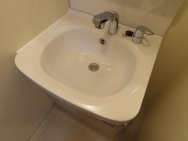 大阪市城東区東中浜９丁目のマンション