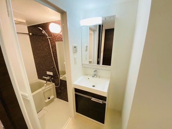 スワンズシティ大阪城北詰