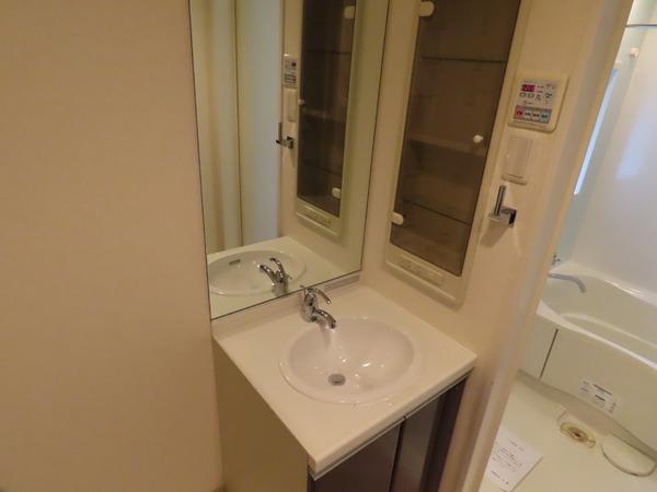 エスティメゾン京橋