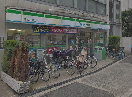 プリマクラッセ(ファミリーマート豊崎二丁目店)