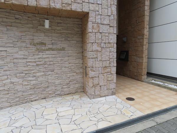エクセレント南森町