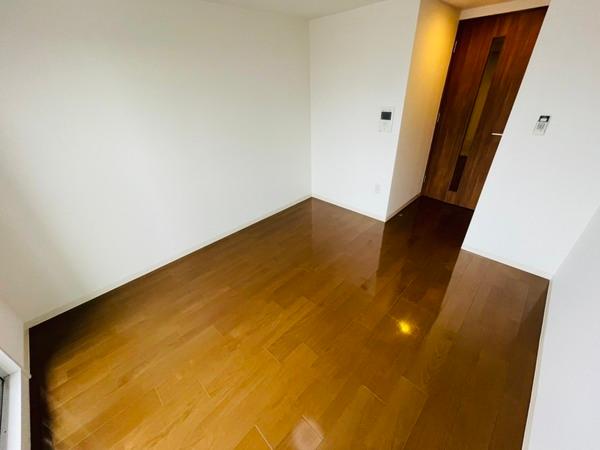 レジュールアッシュ京橋クロス