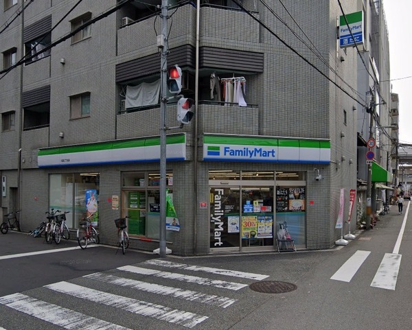 メルベージュ難波サウス３(ファミリーマート大国三丁目店)