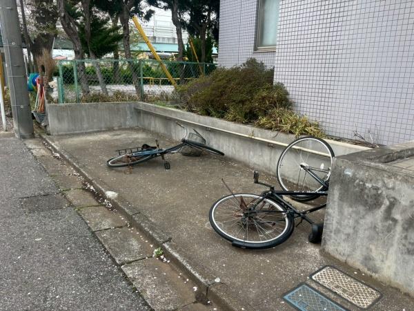 クリスタルハウス