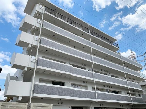 市川市市川南３丁目のマンション