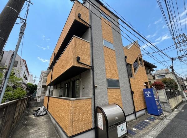 船橋市本中山3丁目のアパート