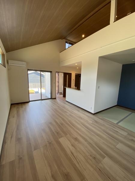 野毛平戸建て　３号棟