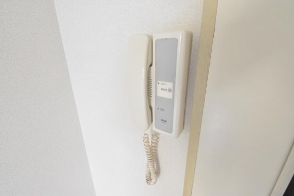 クイーンズビレッジミヨシ