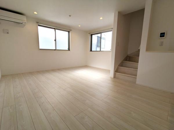 横浜市港北区仲手原１丁目の貸家