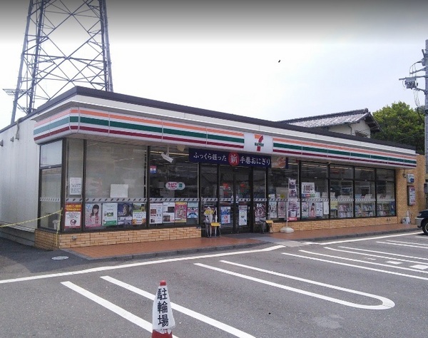 川崎市中原区井田３丁目のアパート(セブンイレブン川崎井田2丁目店)