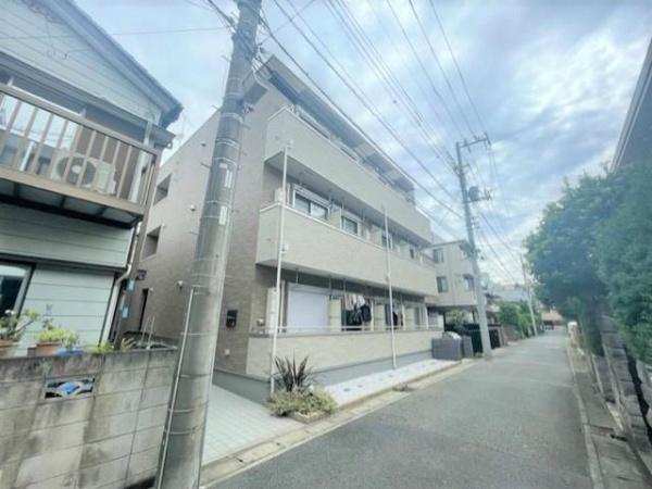 川崎市中原区新城のアパート