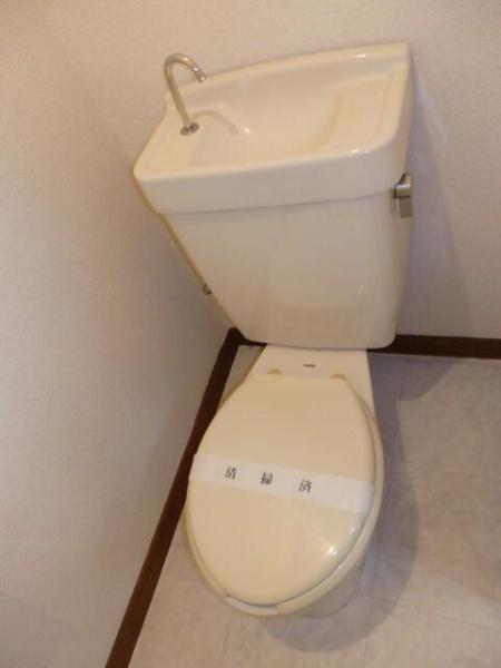 川崎市中原区苅宿のアパート