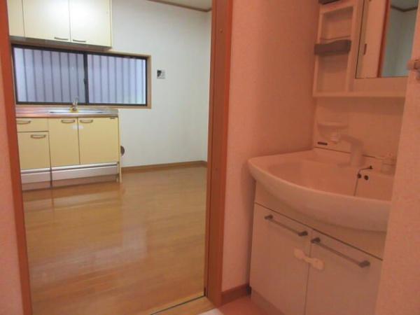 川崎市川崎区小田１丁目のアパート