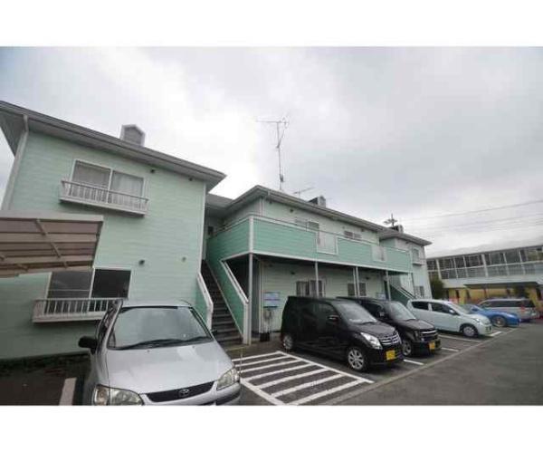 川崎市高津区久末のアパート