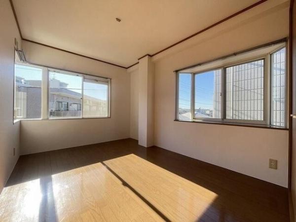 川崎市高津区末長１丁目のマンション