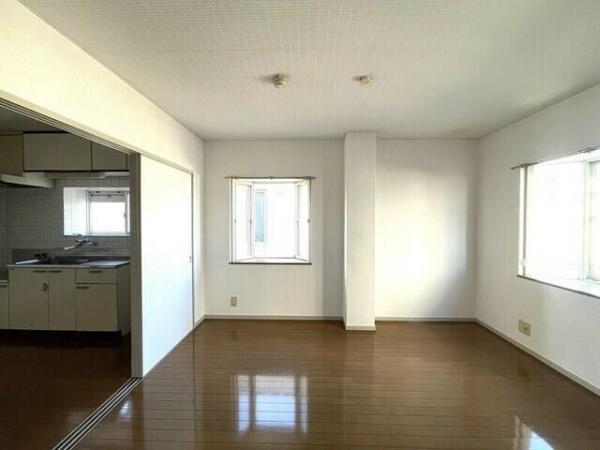 川崎市高津区末長１丁目のマンション