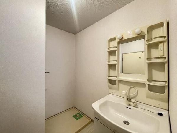 川崎市高津区末長１丁目のマンション