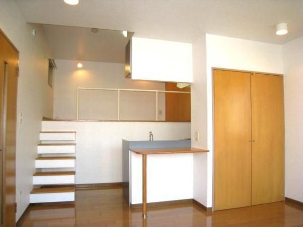 川崎市高津区下作延１丁目のマンション