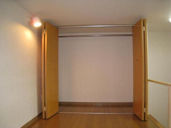 川崎市高津区下作延１丁目のマンション