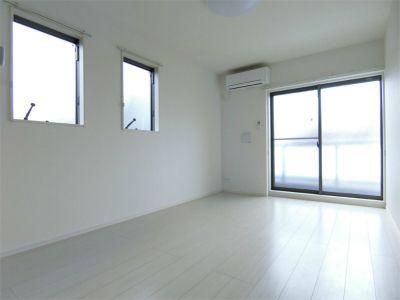 川崎市幸区紺屋町のアパート