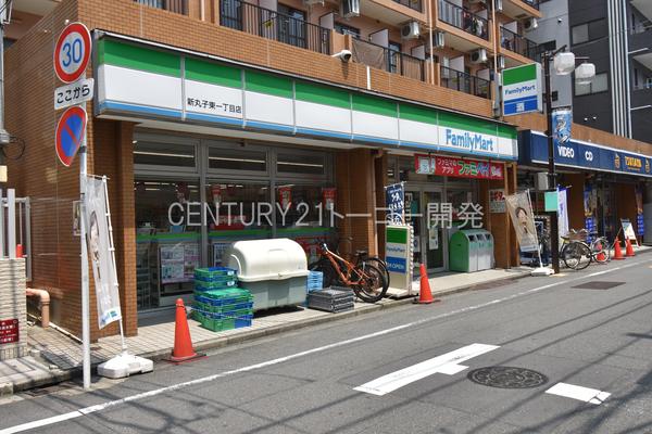 川崎市中原区新丸子東1丁目のマンション(ファミリーマート新丸子東一丁目店)