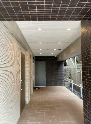 川崎市中原区新丸子町のマンション