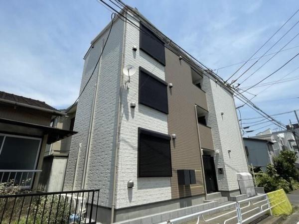 横浜市鶴見区菅沢町のアパート