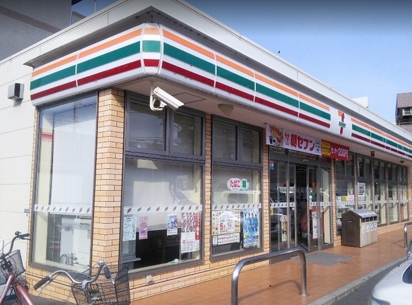 川崎市中原区下小田中1丁目のマンション(セブンイレブン川崎下小田中1丁目店)