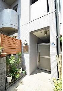 川崎市高津区末長３丁目のマンション