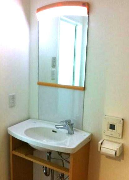 川崎市高津区末長３丁目のマンション