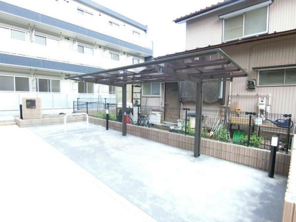 川崎市高津区新作４丁目のマンション