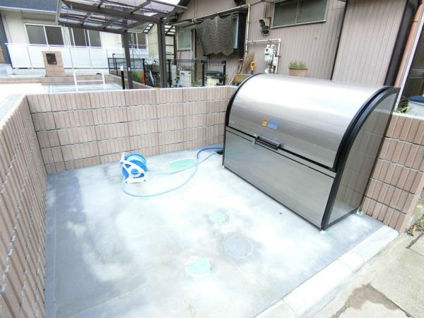 川崎市高津区新作４丁目のマンション