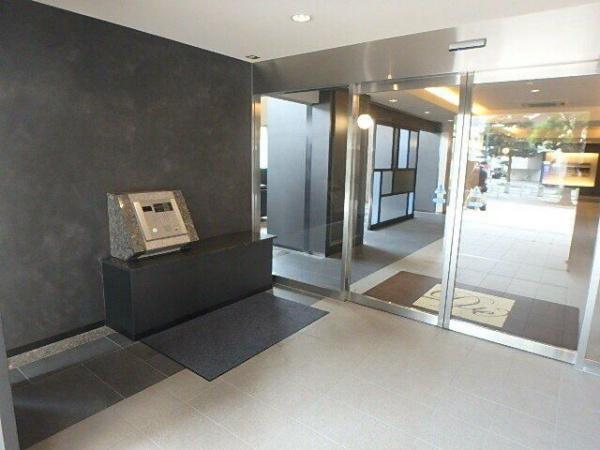 横浜市神奈川区金港町のマンション
