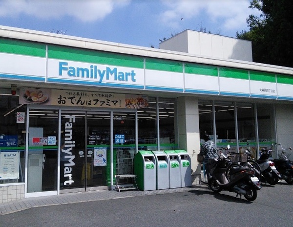大田区大森西3丁目のアパート(ファミリーマート大森西四丁目店)