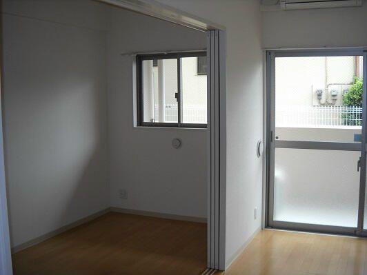 川崎市高津区北見方３丁目のマンション