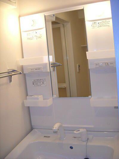 川崎市高津区北見方３丁目のマンション