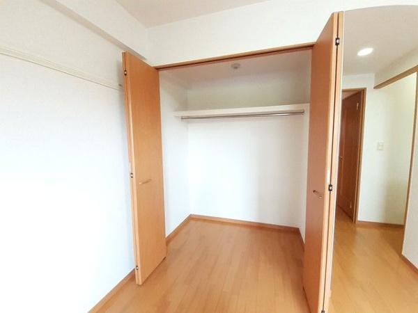 川崎市中原区下小田中１丁目のマンション