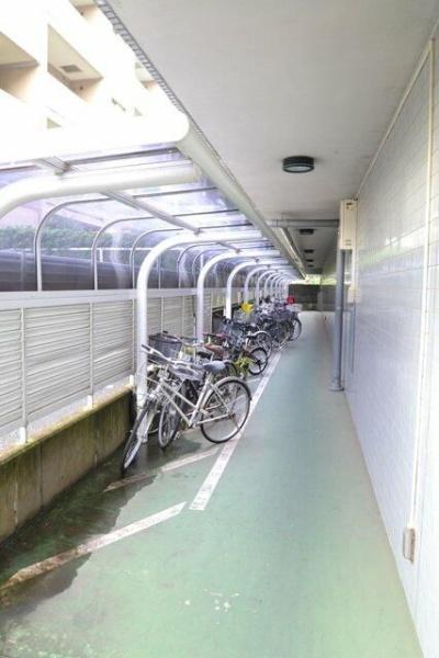 川崎市高津区諏訪２丁目のマンション