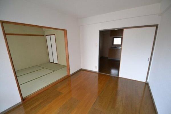 川崎市高津区諏訪２丁目のマンション