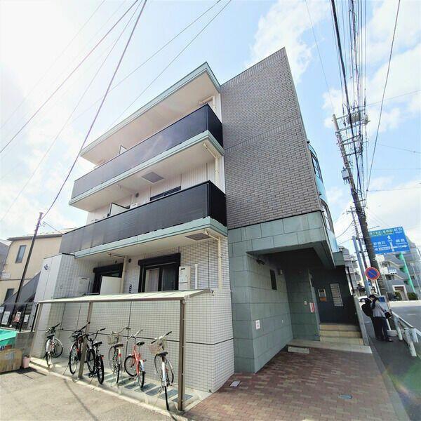 メゾンドゥファミーユ大倉山