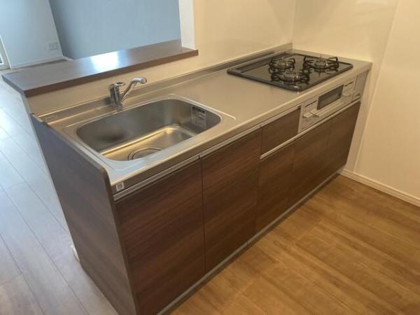 横浜市港北区樽町１丁目のアパート