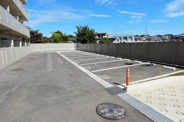 川崎市高津区下作延５丁目のマンション