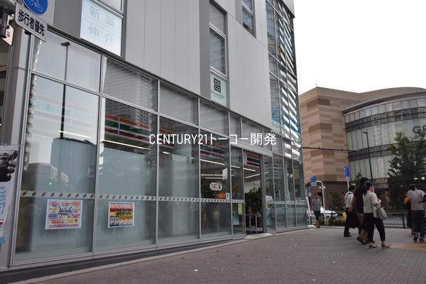 川崎市中原区新丸子東3丁目のマンション(セブンイレブングランツリー武蔵小杉前店)