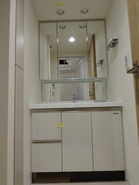 川崎市中原区新丸子町のマンション